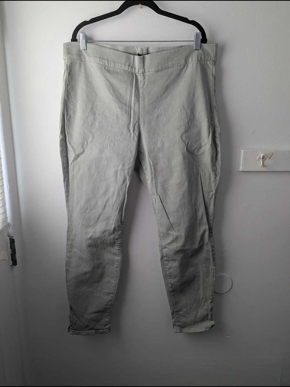NYDJ Pull On Jeans in Light Sage Green Size 14W